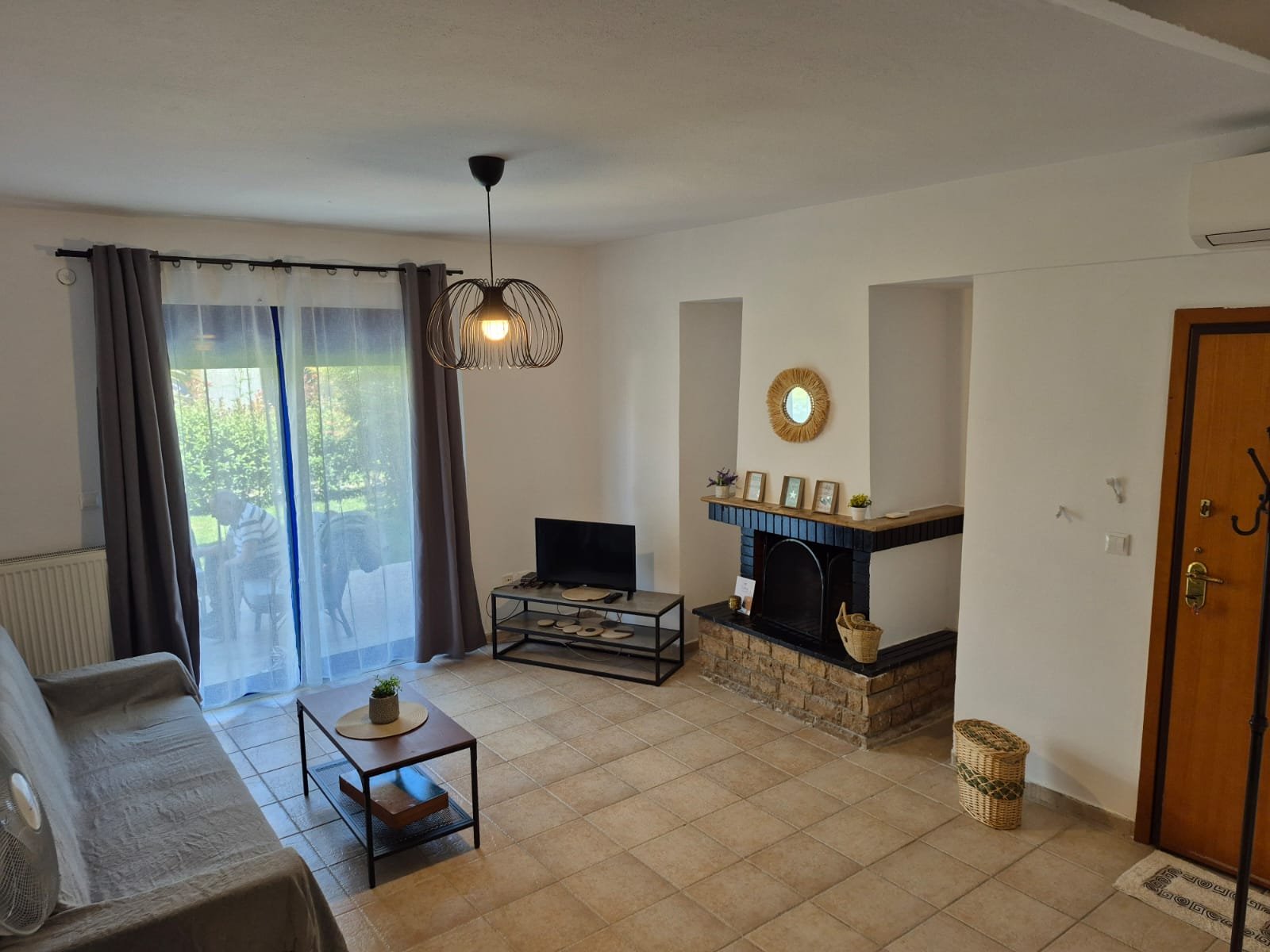 Property thumbnail 1